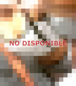Lia, Dama de compañía en La Paz