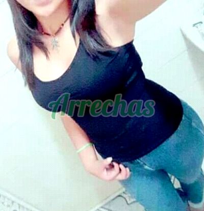 Andrea, dama de compañía en La Paz