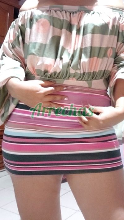Hermosa, dama de compañía en Santa Cruz