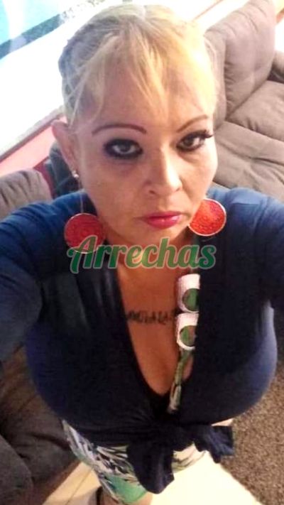 Fiorela, puta en Santa Cruz