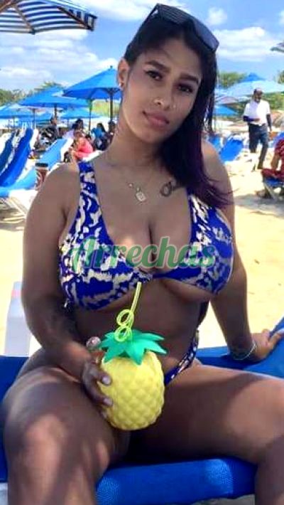 Paola, puta en Santa Cruz