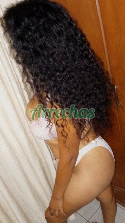 Camila, dama de compañía en Santa Cruz