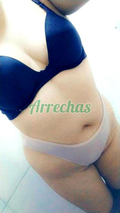 Camila, dama de compañía en Santa Cruz