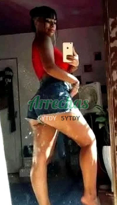 Andrea, dama de compañía en Cochabamba