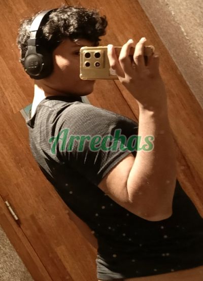 Brandon 60908101, hombre en Santa Cruz