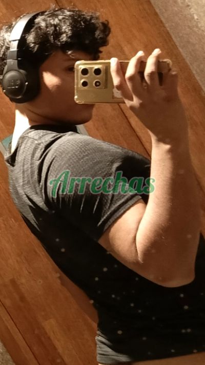 Brandon 60908101, hombre en Santa Cruz