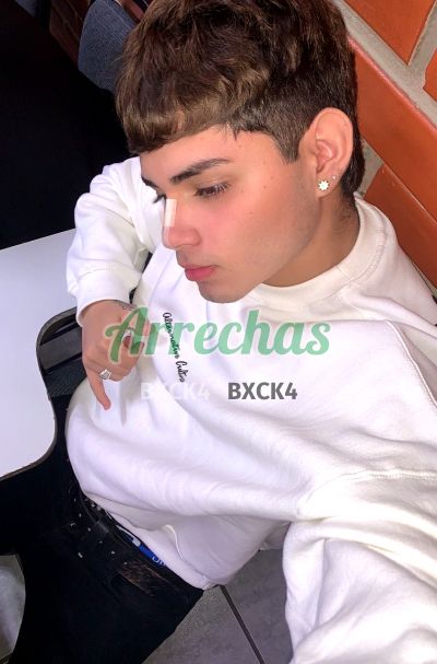 Fabián 74933229, hombre en Santa Cruz