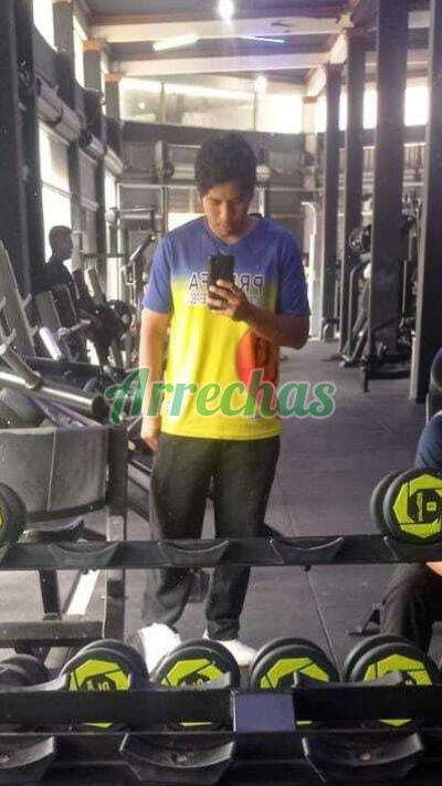 Deiby Edil 77816098, hombre en Santa Cruz
